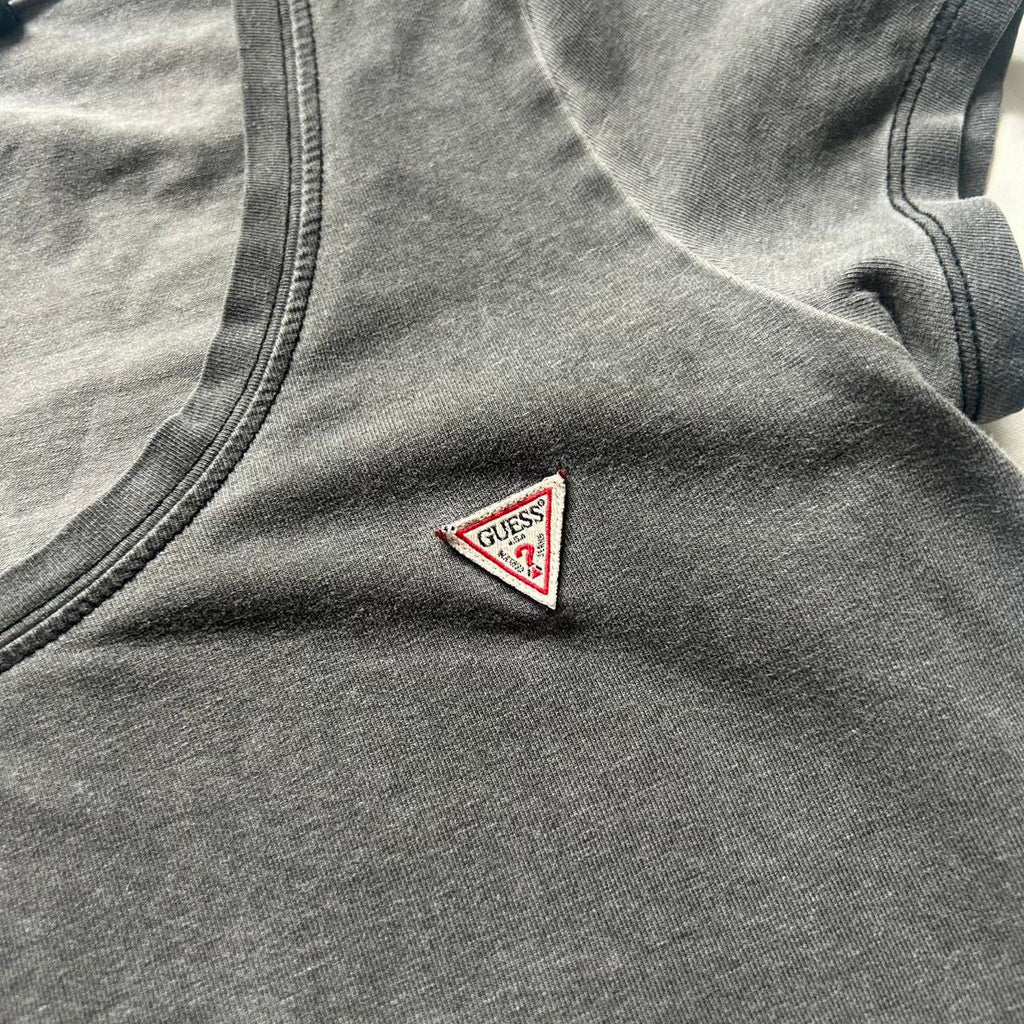 Grey GUESS t-shirt