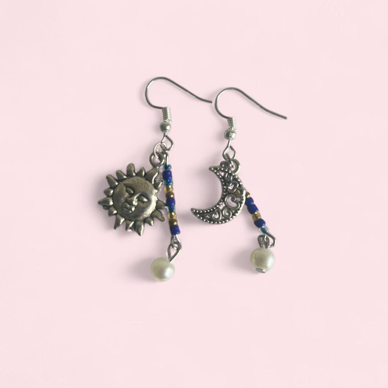 sun and moon earrings  image 0