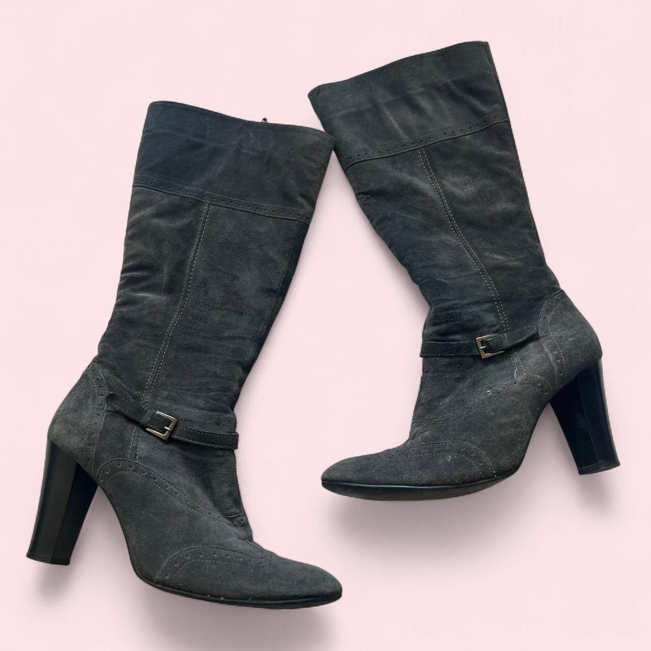 Grey suede boots  image 0