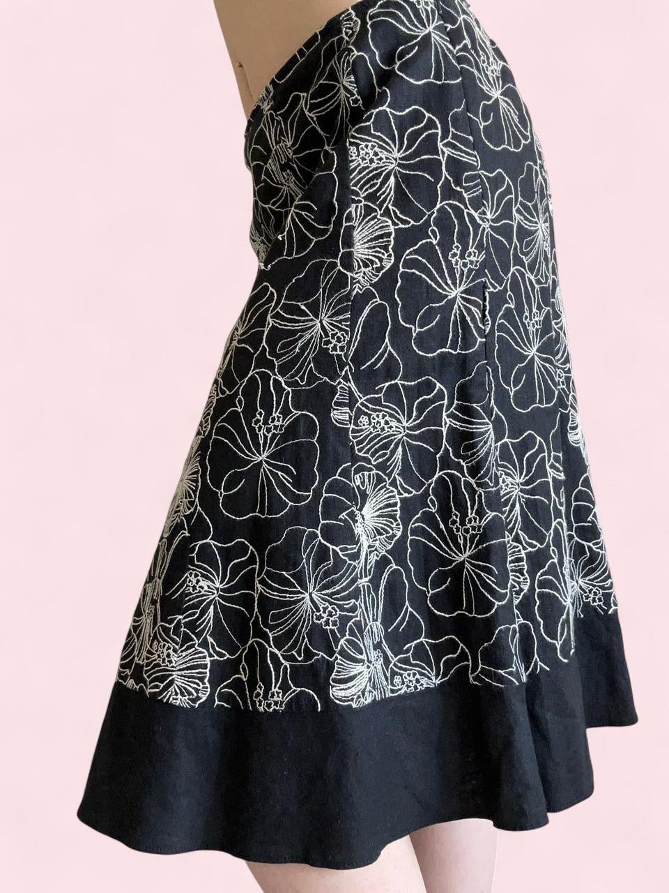 Floral embroidered midi skirt image 0