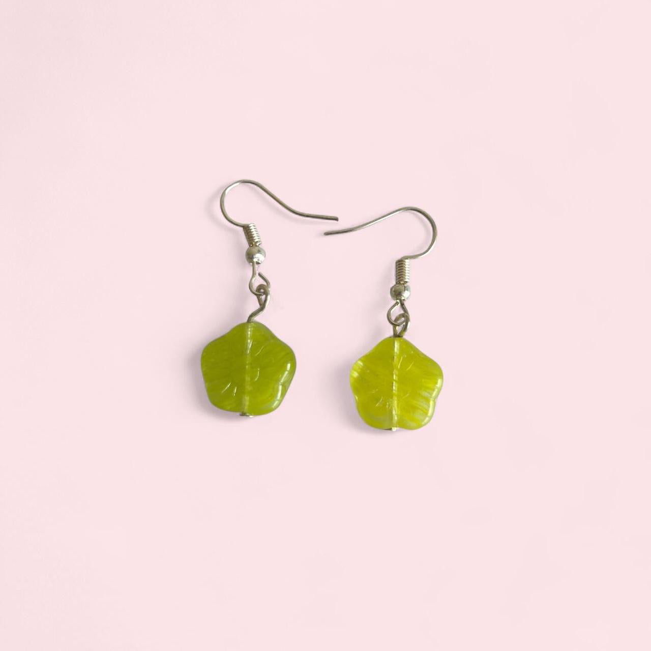 Green glass bead earrings image 0