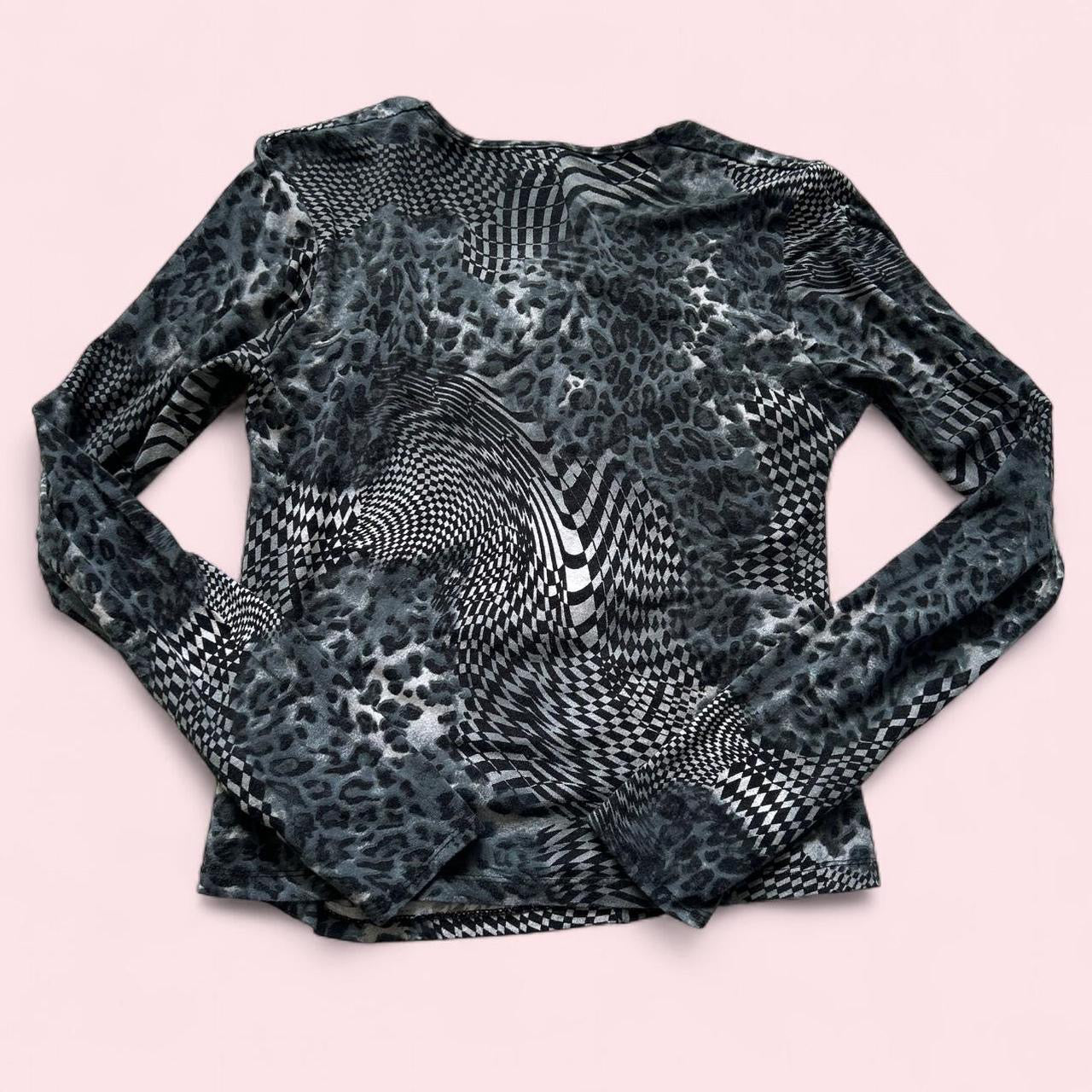 Grey long sleeve  image 3